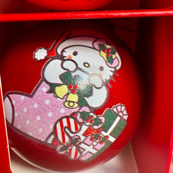NWT. Disney Primark ornament set of 4 Hello Kitty - Picture 5 of 11